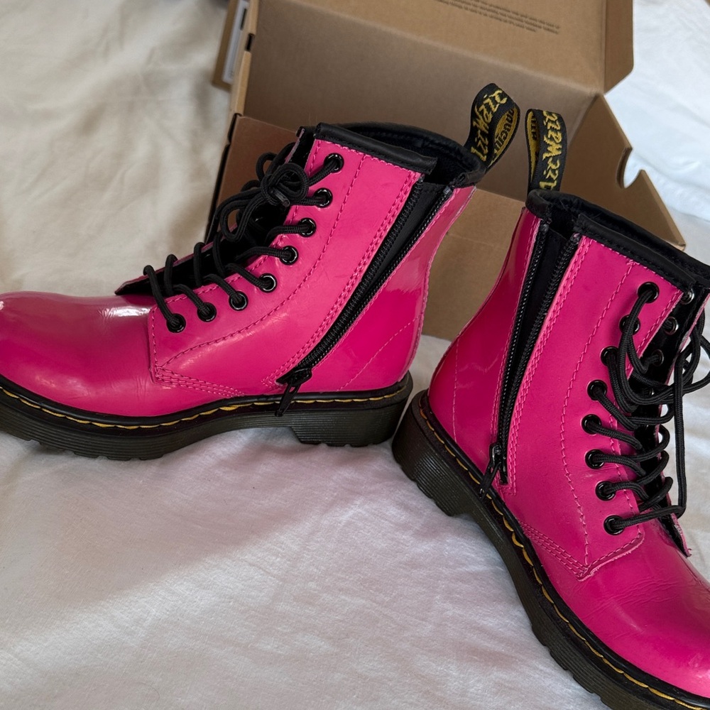 Dr. Martens Kids Pink Boots - Picture 7 of 8